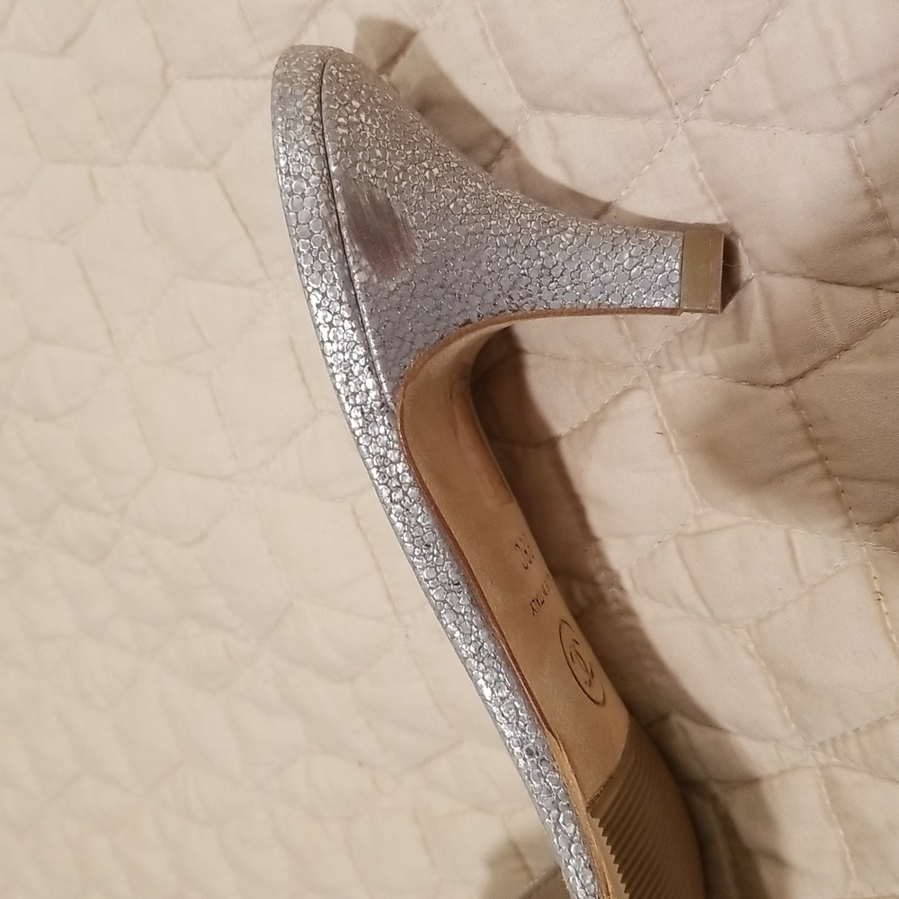 Chanel shoes - Picture 8 of 8